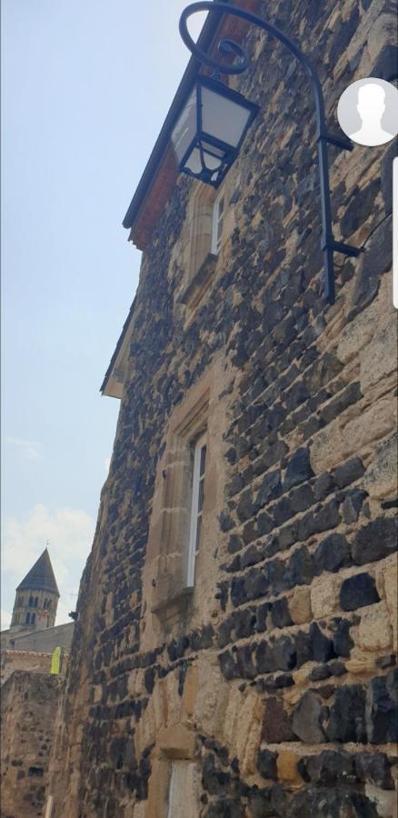 مبيت وإفطار Saint-Saturnin  La Tour Noble المظهر الخارجي الصورة