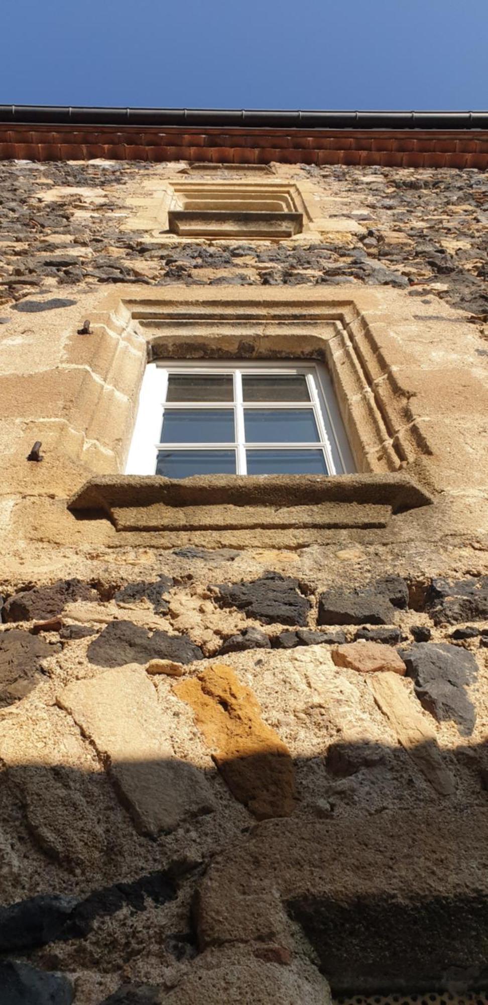 مبيت وإفطار Saint-Saturnin  La Tour Noble المظهر الخارجي الصورة
